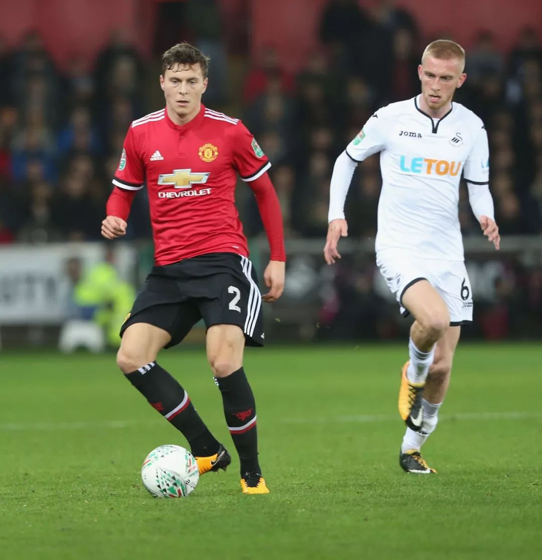 进一步吸引 进一步吸引