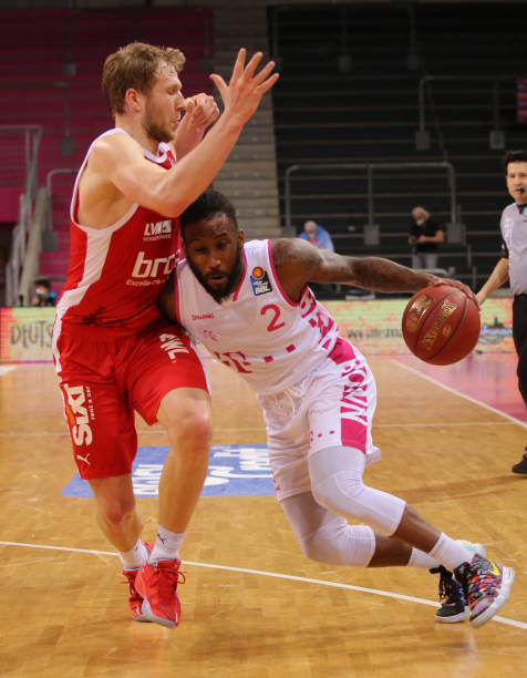 场24次罚 场24次罚