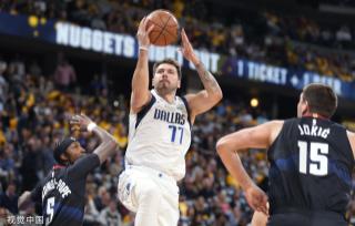 尤其是他在 尤其是他在